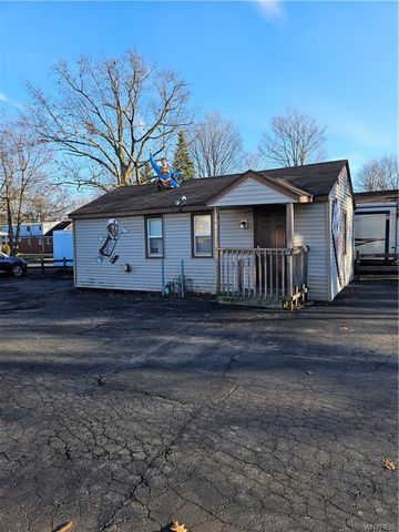 6865 Erie Rd, Derby, NY 14047
