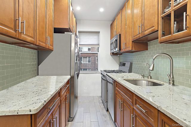 3850 HUDSON MANOR TERRACE UNIT 3EW, Bronx, NY 10463