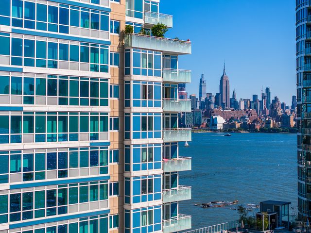 45 Park Ln   S  #305, Jersey City, NJ 07310