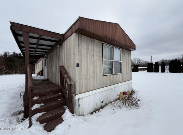 55 Minton Dr, Selinsgrove, PA 17870