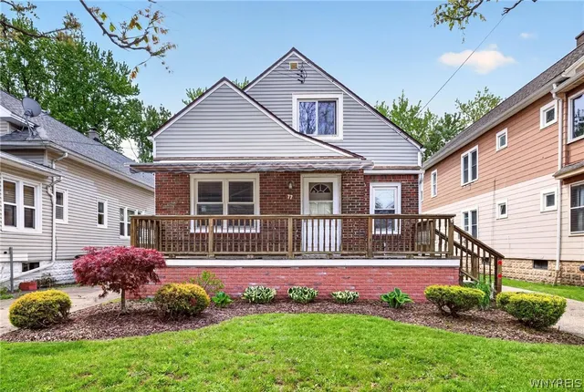 77 Whitfield Ave, Buffalo, NY 14220