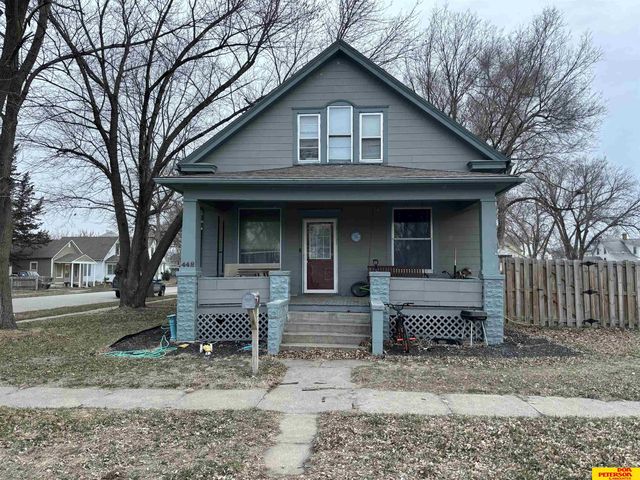 448 W  4th St, Fremont, NE 68025