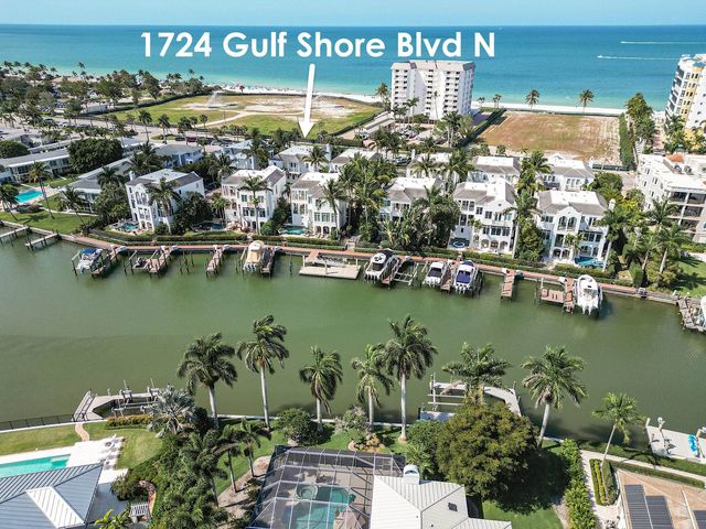 1724 Gulf Shore Blvd N, Naples, FL 34102