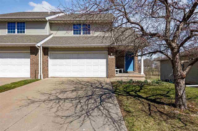 2295 Holiday Rd, Coralville, IA 52241
