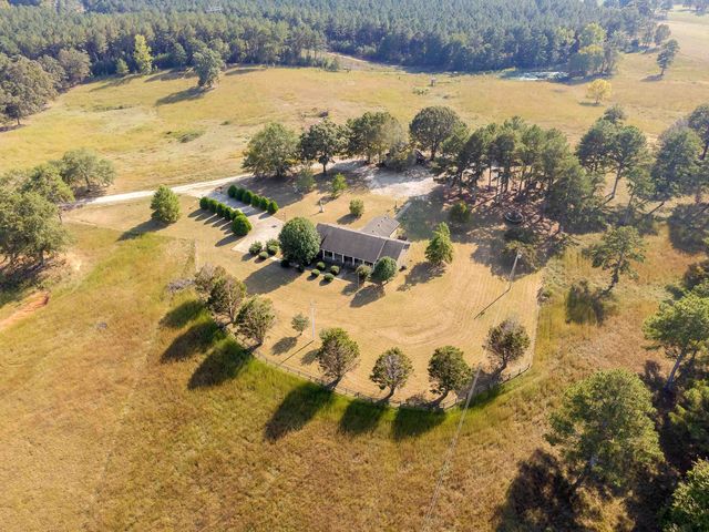 1874 County Road 74, Florence, AL 35633