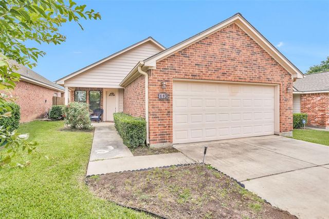 119 Golfview Dr, Montgomery, TX 77356