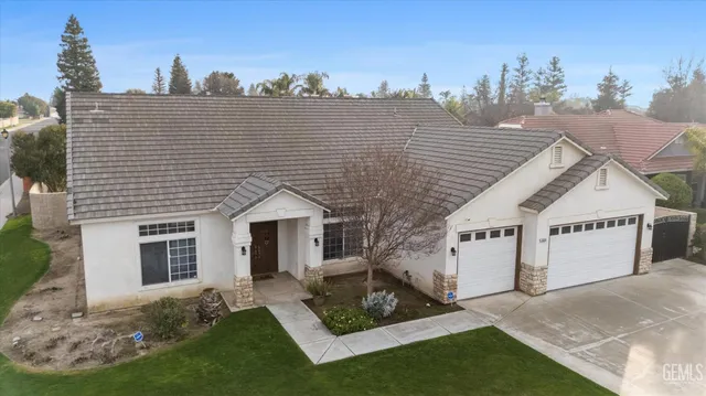 15503 Marty Ave, Bakersfield, CA 93314