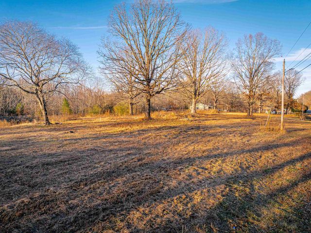 3 Sharp Rd, Lexington, TN 38351