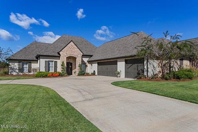 1106 Sapphire Xing, Flowood, MS 39232