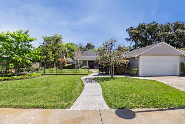 5449 Parish Ct, Sacramento, CA 95822