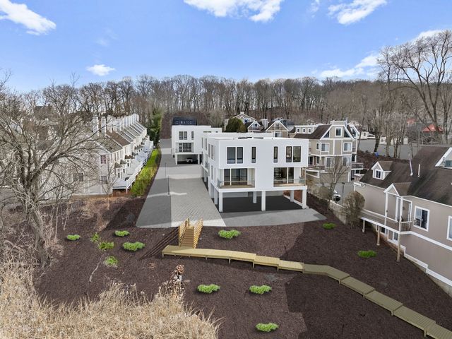 904 Quinnipiac Ave #2, New Haven, CT 06513