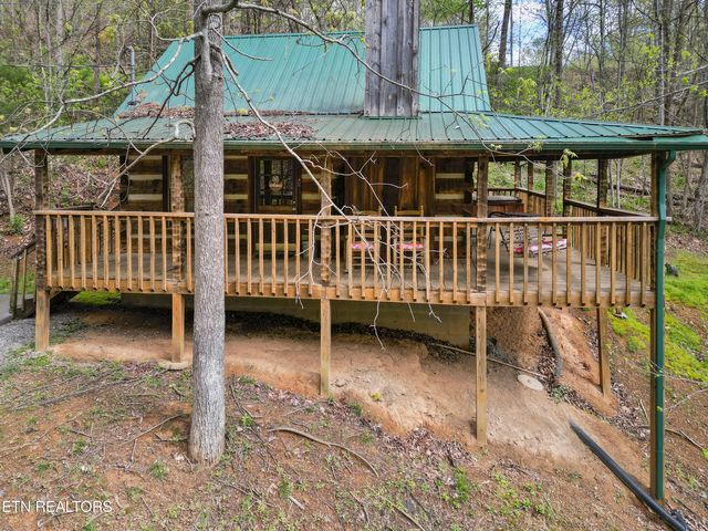 2005 Spotted Fawn Way, Sevierville, TN 37876