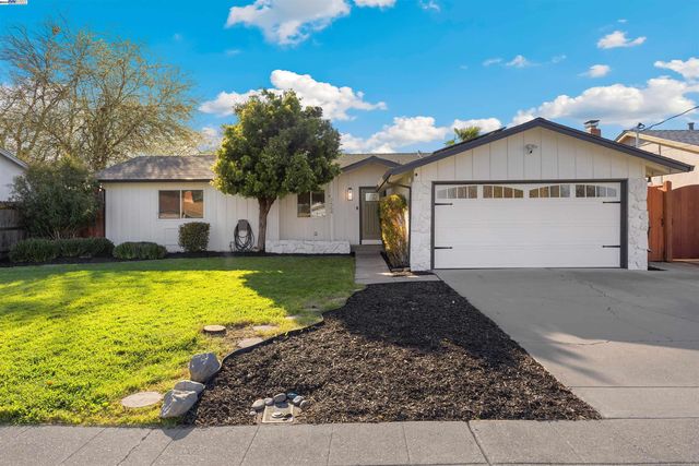 7564 Burnham Way, Dublin, CA 94568