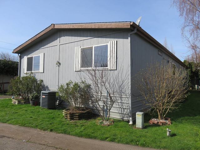 127 Clearwater Ave NE, Salem, OR 97301