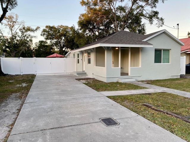 1313 W  Patterson Ave, Tampa, FL 33604