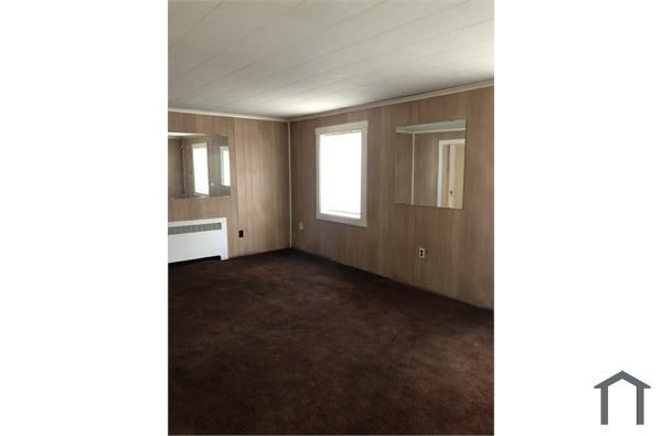 633 Constitution Cir, Clairton, PA 15025
