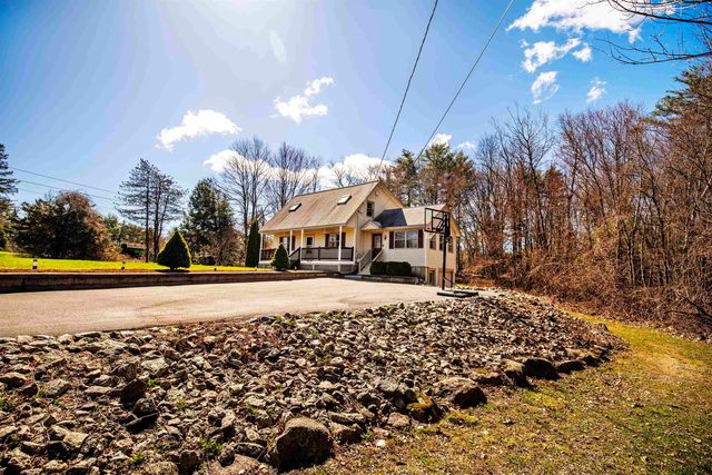 93 Brown Road, Candia, NH 03034