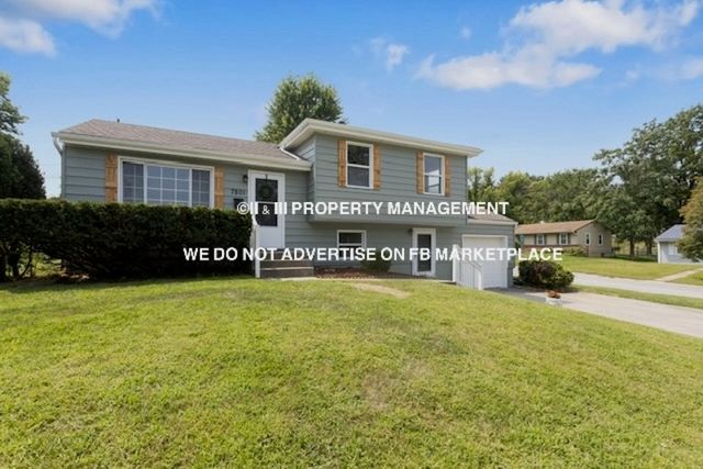 7801 NE San Rafael Dr, Kansas City, MO 64119