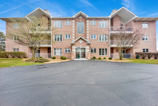 11535 Settlers Pond Way  #3C, Orland Park, IL 60467