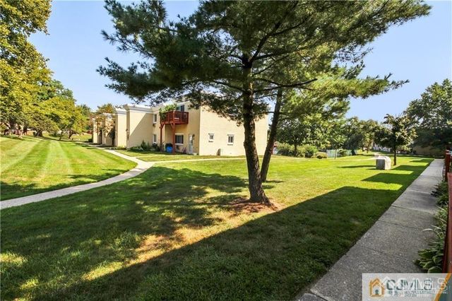 13 Lake Ave #5A, East Brunswick, NJ 08816