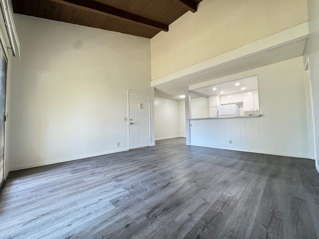 1133 E  Alosta Ave #A202, Azusa, CA 91702