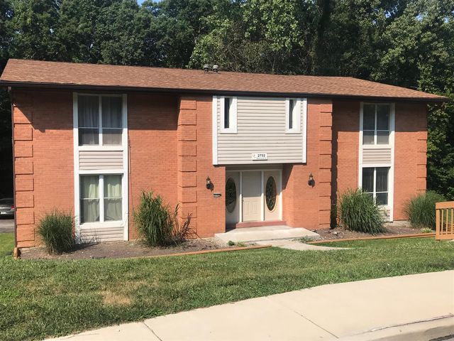 2752 Blackforest Dr #B, Saint Louis, MO 63129 | Trulia