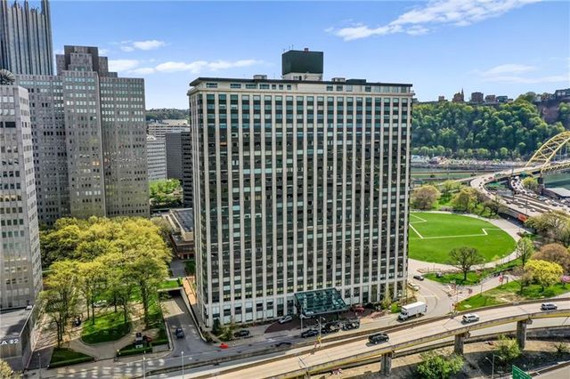 320 Fort Duquesne Blvd #5E, Pittsburgh, PA 15222