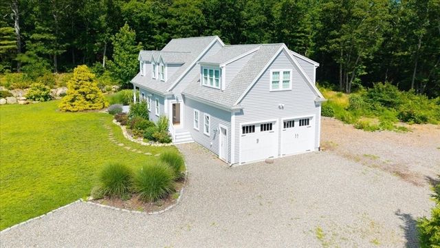 20 Durham Dr, East Falmouth, MA 02536