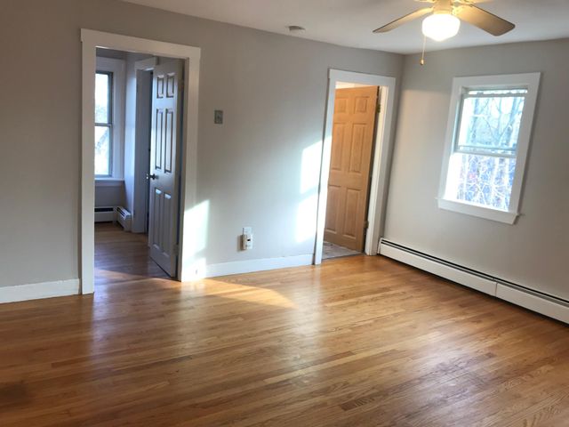 4 Church St #2, Blackstone, MA 01504