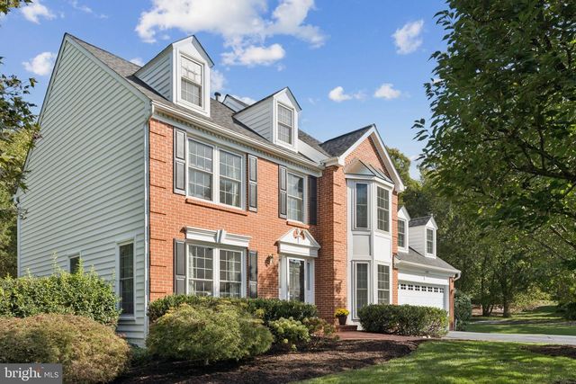 15056 Brown Post Ln, Centreville, VA 20121