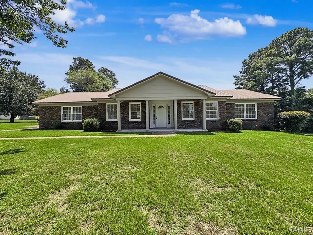 11441 Pat McGee Dr, Cottondale, AL 35453