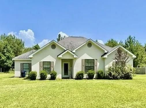 48686 N  Prevost Ln, Loranger, LA 70446