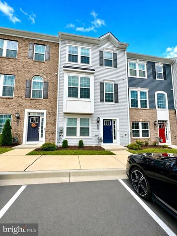1456 Clingmans Dome Dr, Frederick, MD 21702