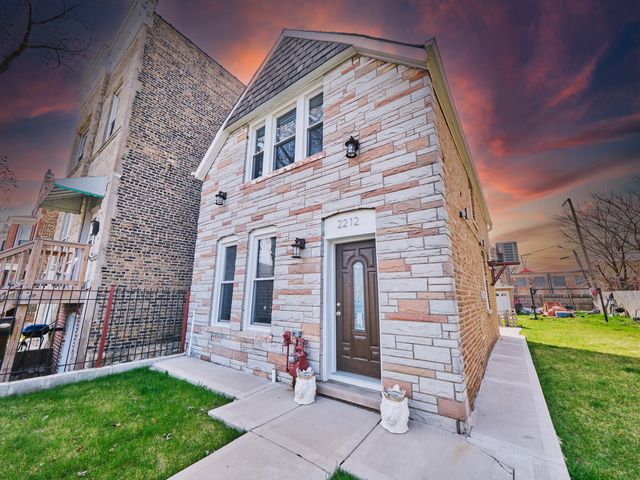 2212 S  Trumbull Ave, Chicago, IL 60623