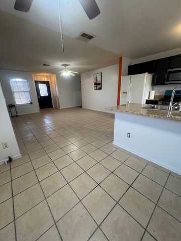 14724 Calhoun Dr, Horizon City, TX 79928