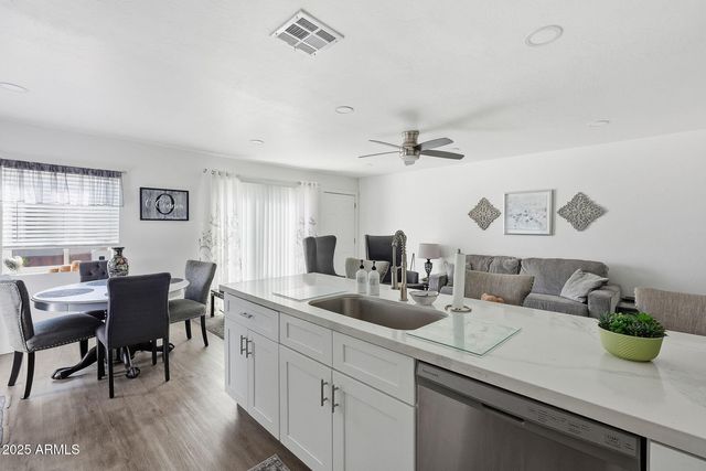 1916 W MORNINGSIDE Drive #66, Phoenix, AZ 85023