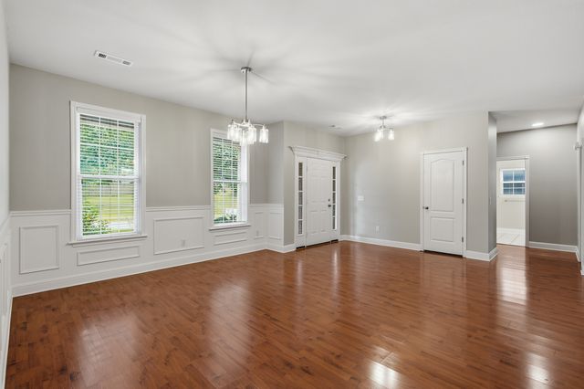 305 NW Palomino St, Bentonville, AR 72712