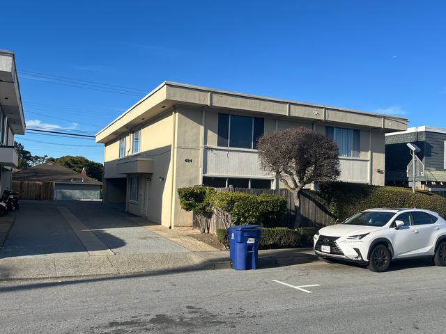 484 Richmond Dr #2, Millbrae, CA 94030