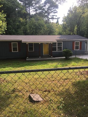 4243 Sierra Dr, Forest Park, GA 30297