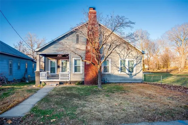 126 E  Elm St, Independence, MO 64050