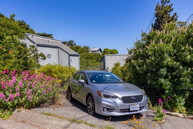 21 San Benito Rd, Brisbane, CA 94005