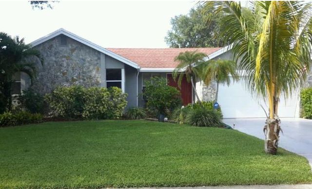 11234 NW 43rd Ct, Coral Springs, FL 33065