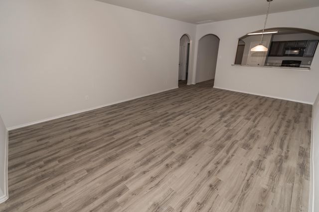 3218 Buttercup Dr, Texas City, TX 77591