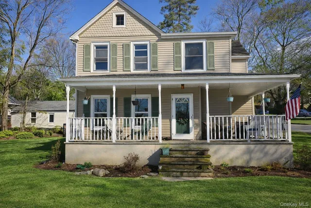 90 S Middletown Road, Pearl River, NY 10965