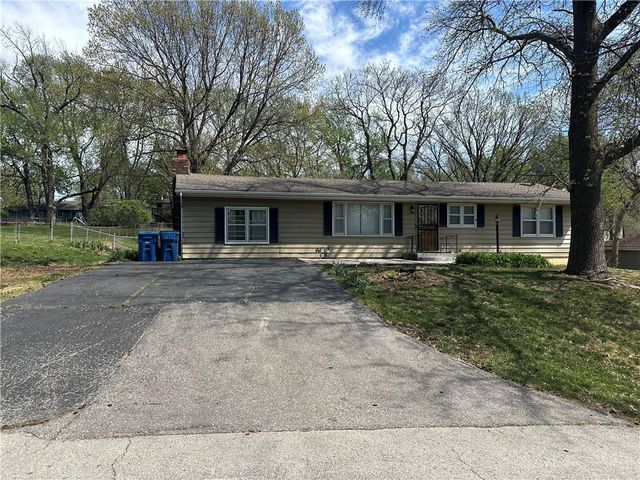 109 N  Sinclair Rd, Independence, MO 64050