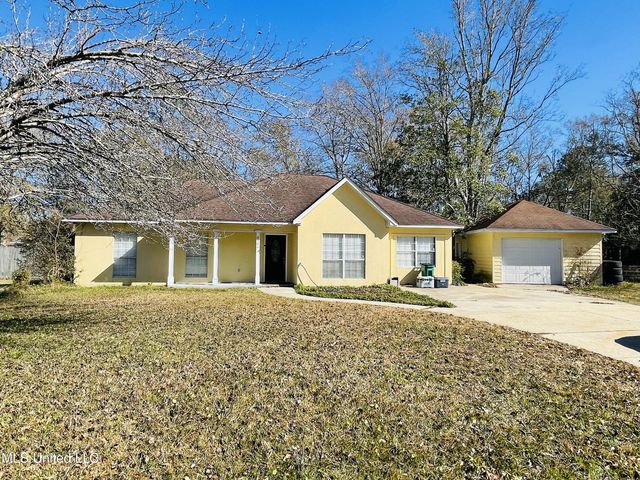 6904 Andover St, Moss Point, MS 39563