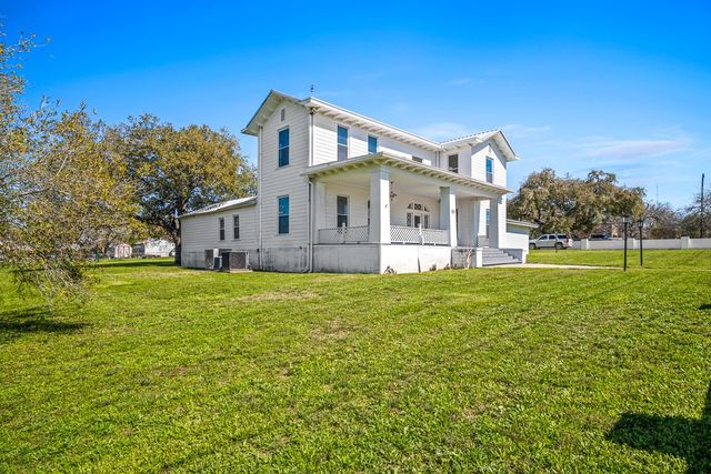 Address Not Disclosed, Beeville, TX 78146