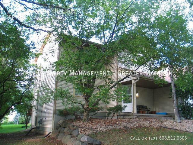 7004 Harvest Hill Rd, Madison, WI 53717