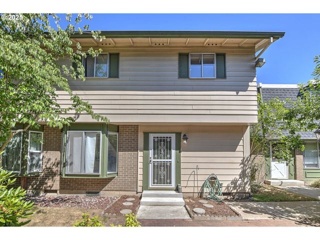 307 NE 63rd St #16, Vancouver, WA 98665