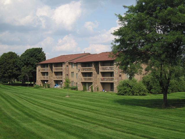 22225 Green Hill Rd #3cefdca8d, Farmington, MI 48335